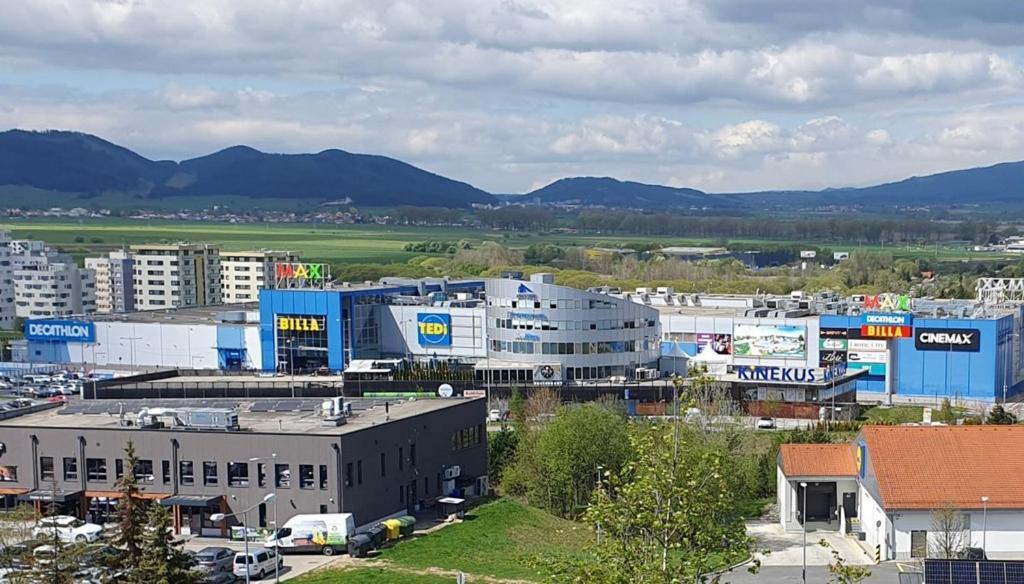 Apartman Mikaela 68 M2 Poprad Exteriör bild